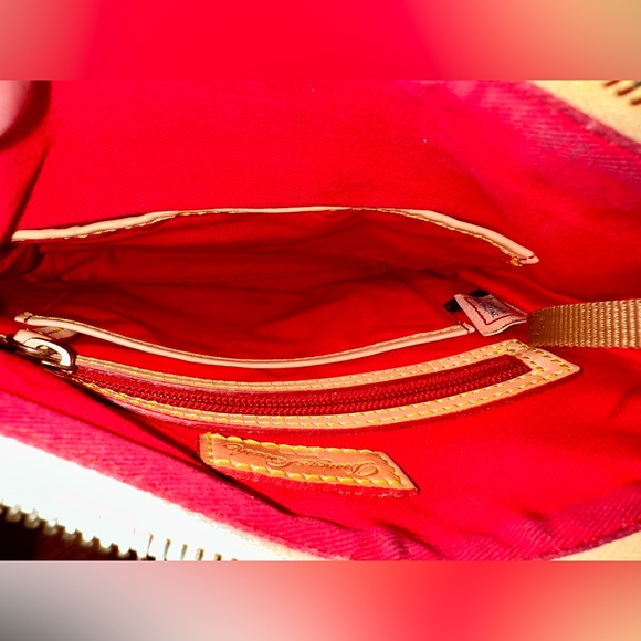 Dooney & Bourke Navy and White Chevron Crossbody Bag - Picture 11 of 13